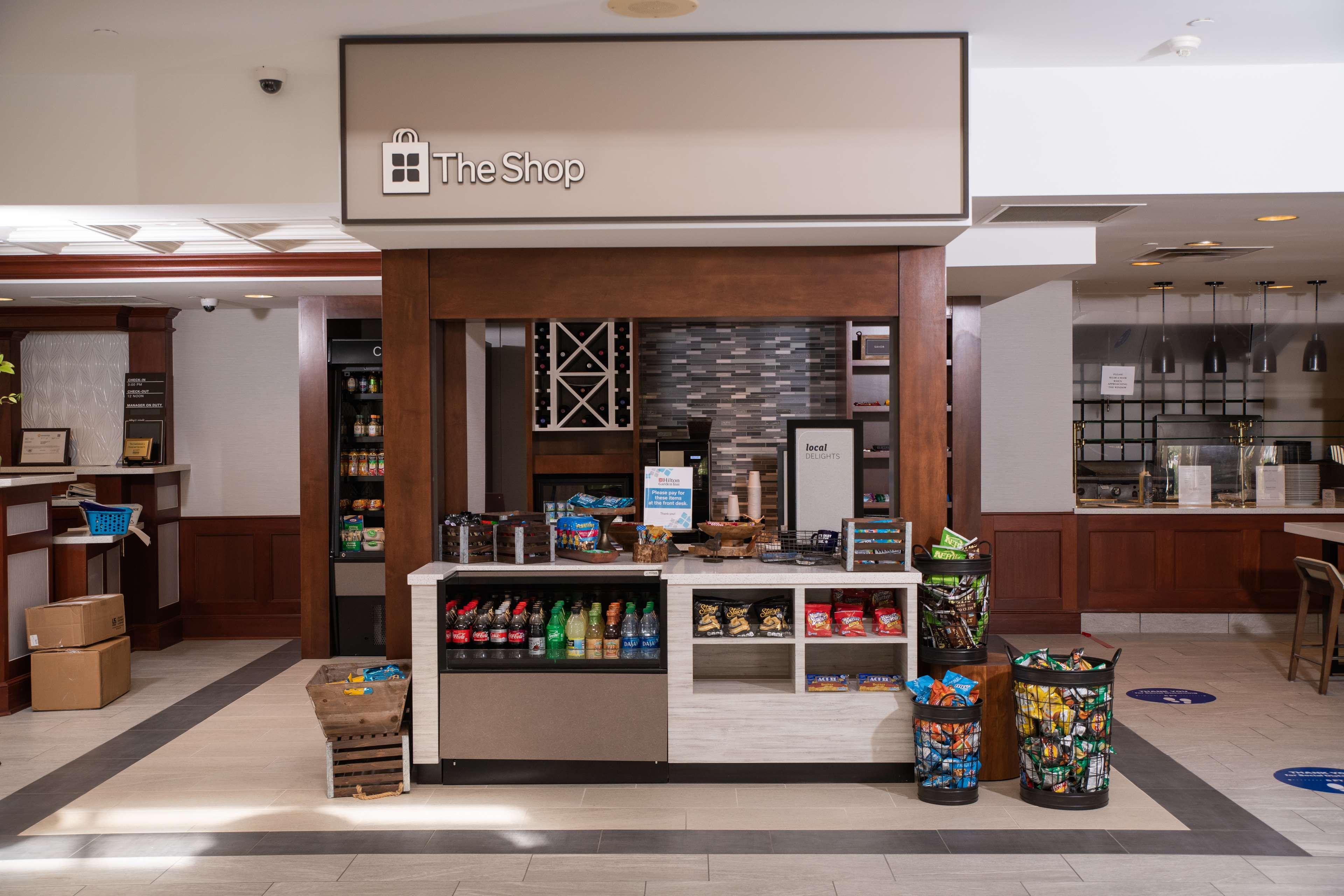 Hilton Garden Inn Erie Kearsarge Dış mekan fotoğraf