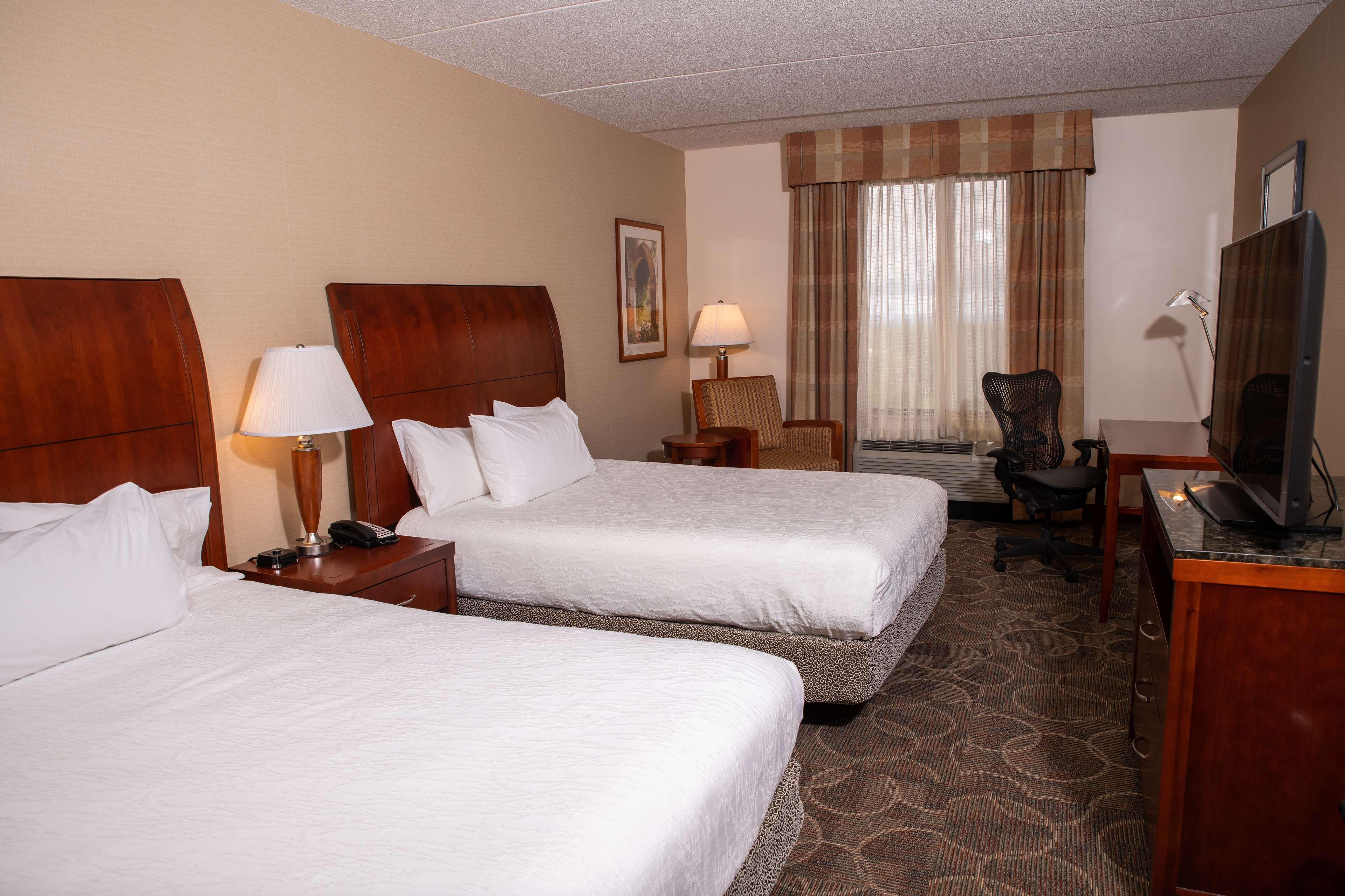 Hilton Garden Inn Erie Kearsarge Dış mekan fotoğraf