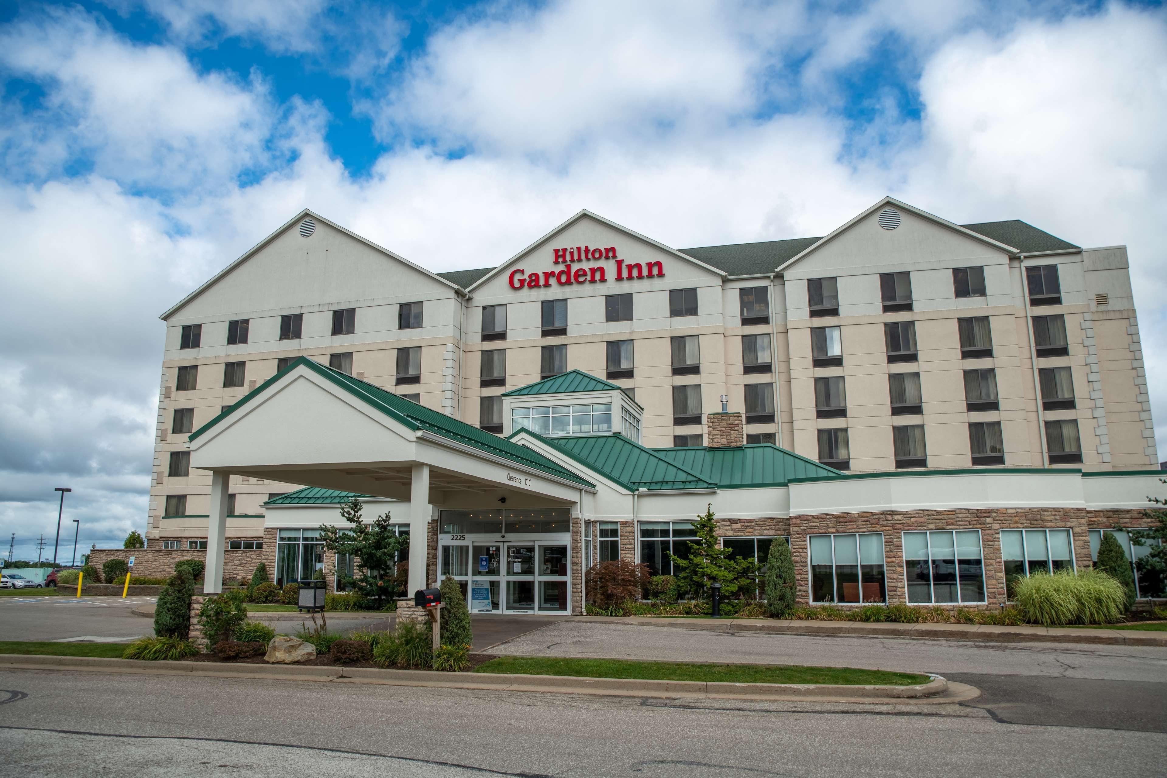 Hilton Garden Inn Erie Kearsarge Dış mekan fotoğraf