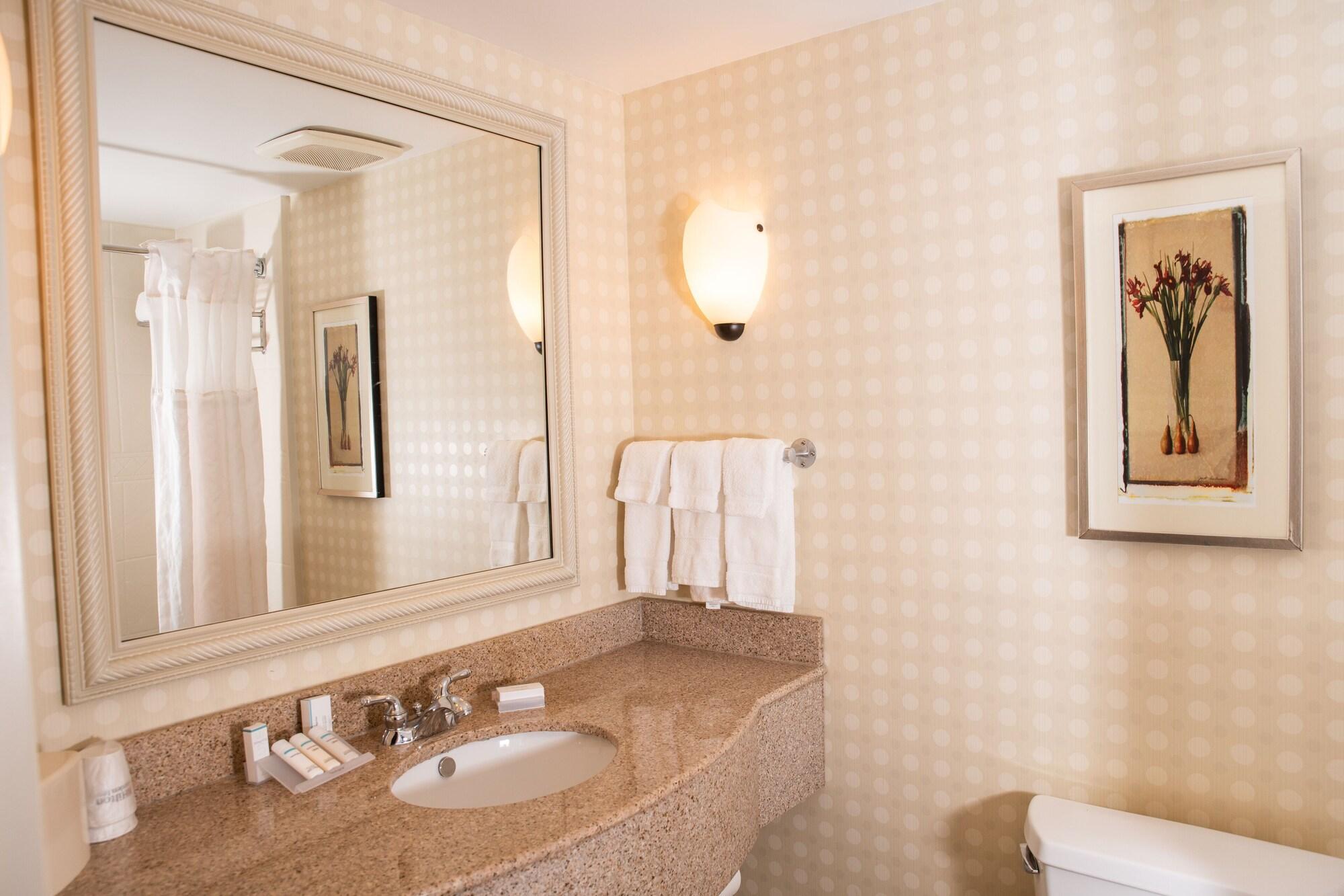 Hilton Garden Inn Erie Kearsarge Dış mekan fotoğraf